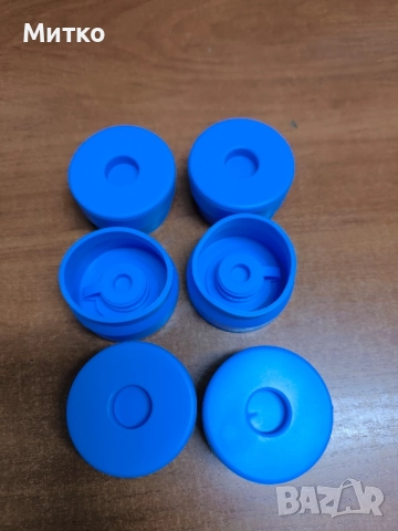 Тапи за туби , галони за вода