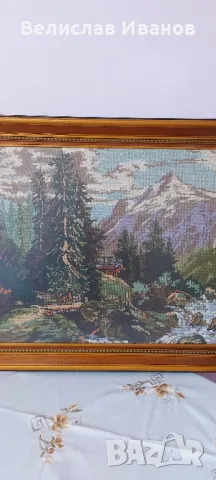 Гоблен с красив планински пейзаж и красива дървена рамка. Много запазено състояние., снимка 6 - Гоблени - 50054788