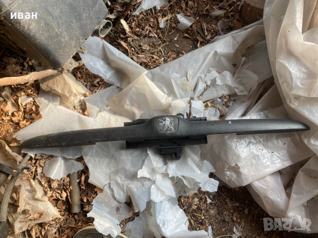 лайсна над номера  206 / Полуоска за пежо 206 2.0 хди  /, снимка 3 - Части - 42775815