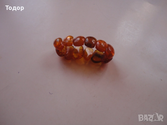 Гривна от натурален балтийски кехлибар 4, снимка 4 - Гривни - 52849705