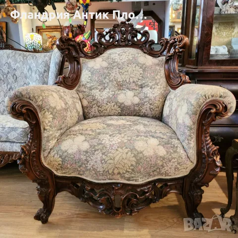 Антично кресло с ръчно резбована дървена рамка и флорална дамаска, снимка 8 - Дивани и мека мебел - 48390745