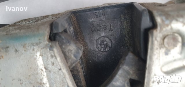 Брава за бмв е34 предна дясна врата bmw e34 front right door lock 51218104782

, снимка 5 - Части - 42074178