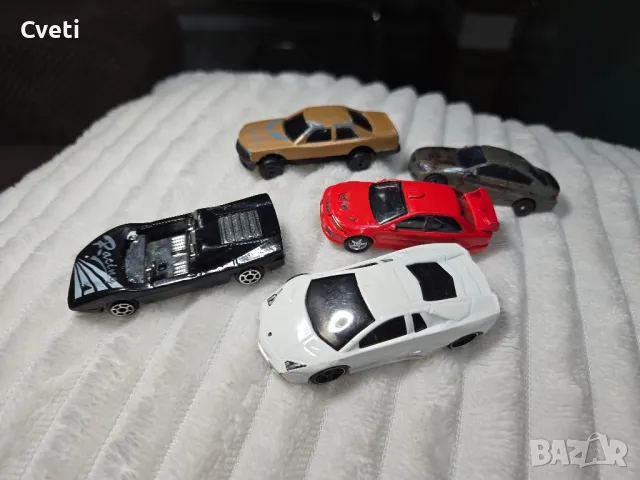 Лот колички за 10лв., снимка 2 - Коли, камиони, мотори, писти - 48978000