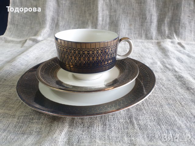 Порцеланов кобалтов сет за чай,кафе,с богата позлата, снимка 1 - Сервизи - 41566393