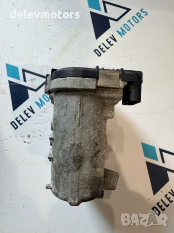 A2701410025 дросел клапа от Mercedes GLA 180 X156, двигател 270910, автоматик, 122 кс., 60 000 km., снимка 8 - Части - 53707183