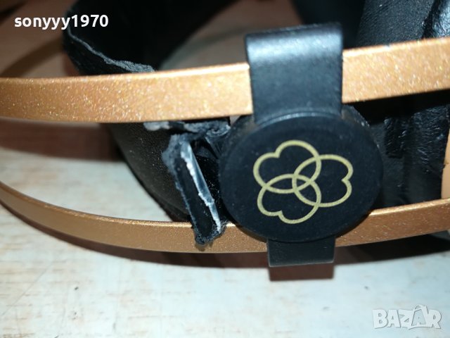 AKG AKG K-92 HIFI HEADPHONES MADE IN VIENNA AUSTRIA-ВНОС SWISS 2006231724, снимка 10 - Слушалки и портативни колонки - 41289353