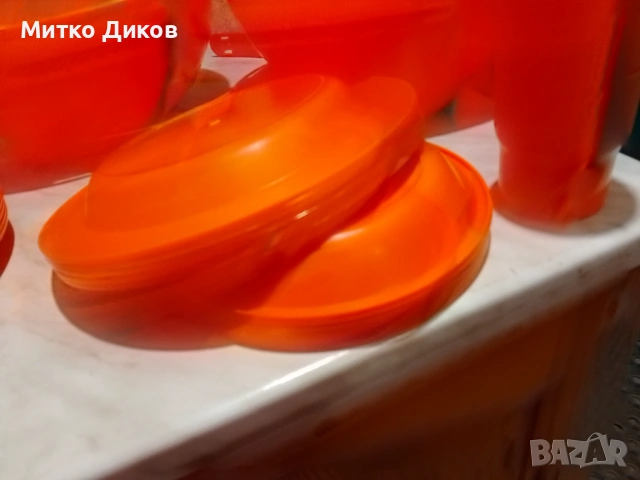 Комплект чинии чаши в калъф за почивка, снимка 3 - Чинии - 53512494