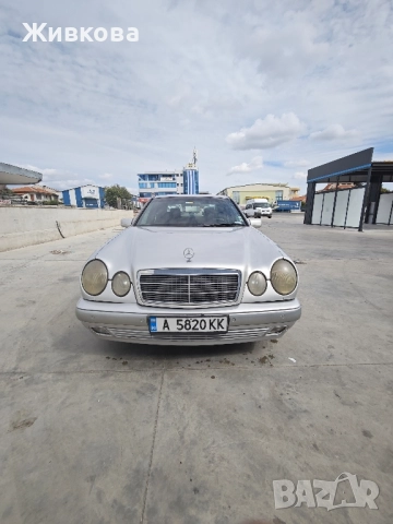 Mercedes E 250TD , снимка 4 - Автомобили и джипове - 52271861