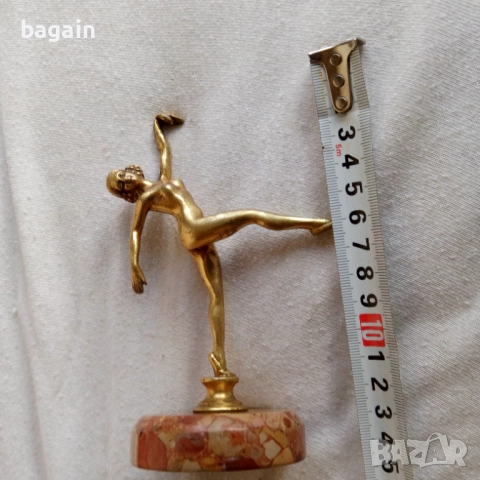Бронзова статуя с позлата. Арт Деко., снимка 5 - Антикварни и старинни предмети - 52919893