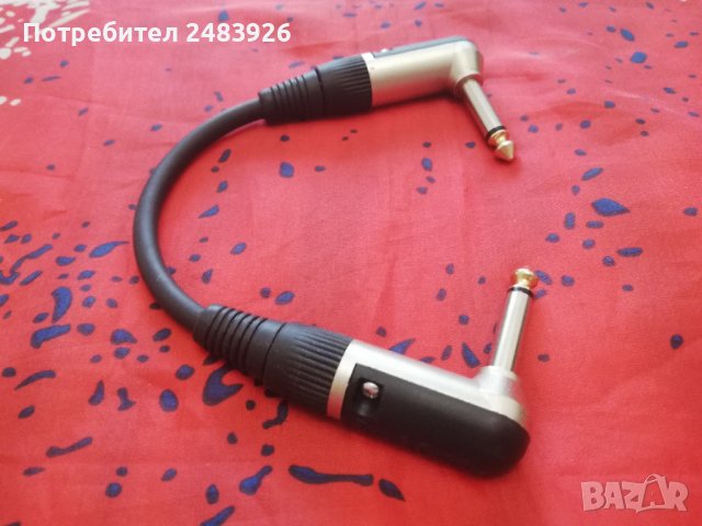 Аудио кабел с два ъглови на  90 градуса конектори  , снимка 2 - Други - 44488109