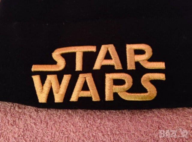Оригинална зимна шапка Star Wars , снимка 2 - Шапки - 53167731