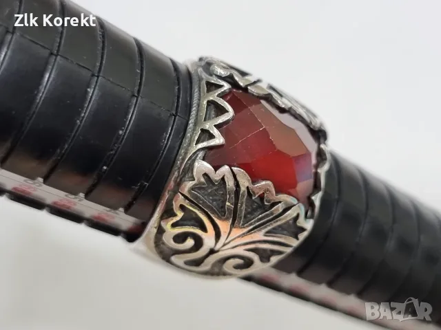 Сребърен пръстен с кехлибарен камък, снимка 10 - Пръстени - 56259576