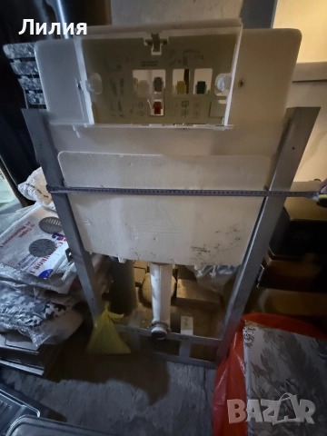 Структура за вграждане за баня