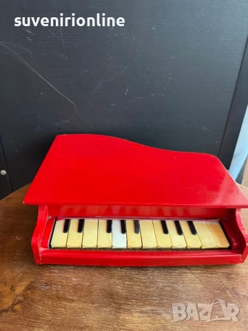 дървен музикален сувенир играчка пиано