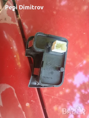 ALFA ROMEO 147 00-05 5t превключвател ,бутон за прозорец десен  735283170, снимка 2 - Части - 51116116
