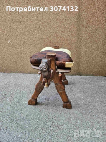 Самар с дърворезба и естествена кожа, снимка 4 - Столове - 52807199