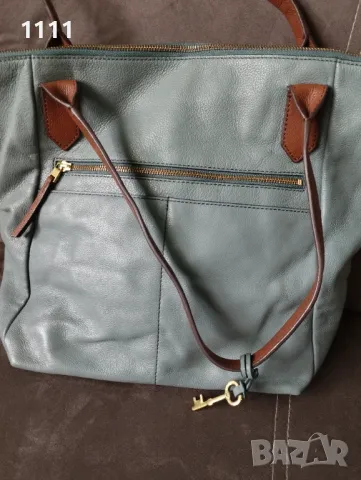 Чанта Fossil -естествена кожа.