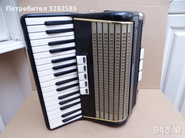 Акордеон Велтмайстер 60 баса, снимка 3 - Акордеони - 49810873
