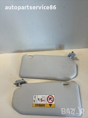 Ляв и десен сенник за Peugeot 3008 1.2T (2022) 21092A, снимка 2 - Части - 53595936