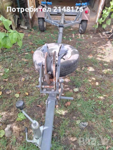 Регистриран колесар за лодка