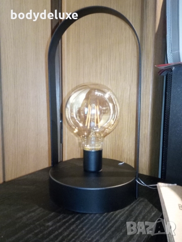 battery lamp настолна лампа на батерии, снимка 1 - Настолни лампи - 14676025