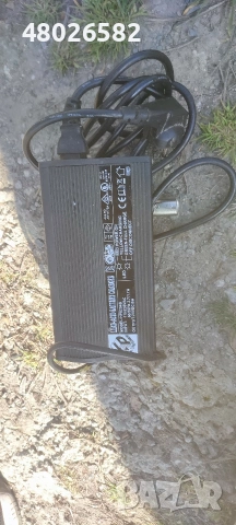 зарядно за инвалидни колички 24v 5A