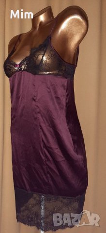 NOIR M Нощница Еластичен сатен бордо с черна дантела , снимка 3 - Нощници - 34676570