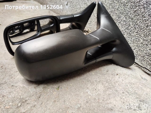 Огледала и ляв фар Фолксваген Кади, снимка 4 - Части - 49418693