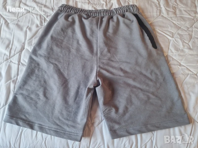 Екип Найк размер L, снимка 3 - Спортни дрехи, екипи - 50989565