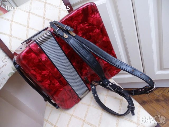 Нов акордеон Велтмайстер Каприс 40 баса, снимка 12 - Акордеони - 53702934