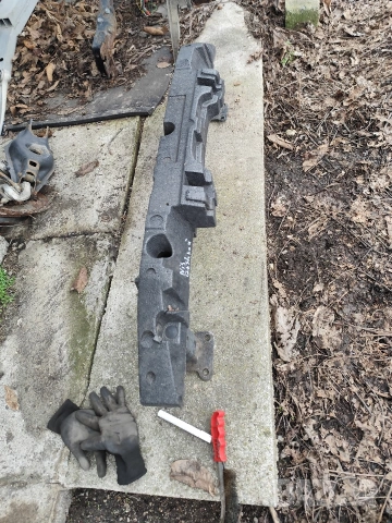 Основна Предна броня -Nissan Qashqai j10 -2008г, снимка 2 - Части - 53606692