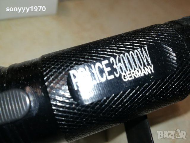 метален прожектор с ел.шок и лазер 3008231132, снимка 7 - Екипировка - 42019512