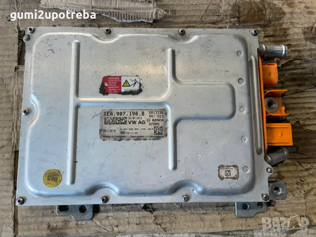 Инвертор VW ID.3 E11 pro / има щети