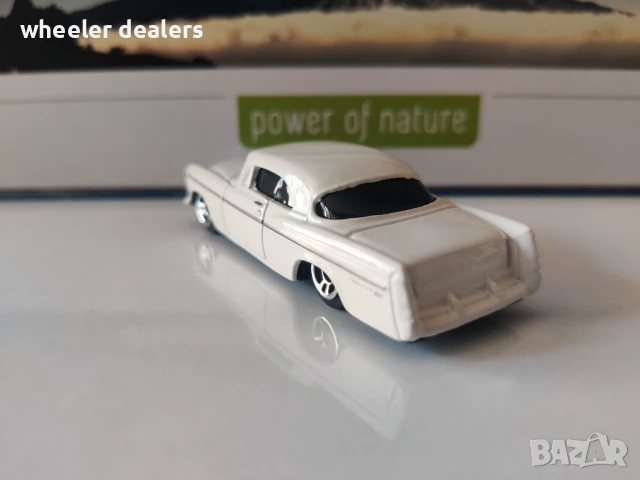Метална количка Maisto Chrysler 1956 300B, снимка 3 - Колекции - 50835641