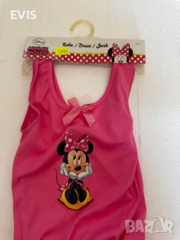 Нова детска рокля Minnie Mouse – с етикет! 🎀 Размер: 7/8 години (122/128 см), снимка 2 - Детски рокли и поли - 50723206