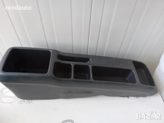 58911-13060 Централна конзола Toyota corolla verso 1 3zz 2001-2003