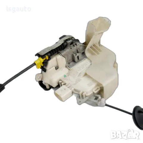 Брава предна дясна врата AUDI A4 (B8) 2008-2015 ID: 136964, снимка 2 - Части - 47863993