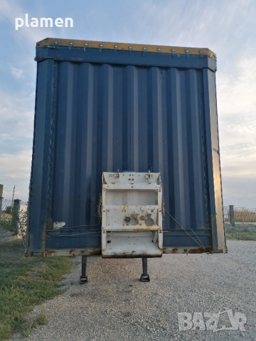 Продавам Ремарке Krone. 