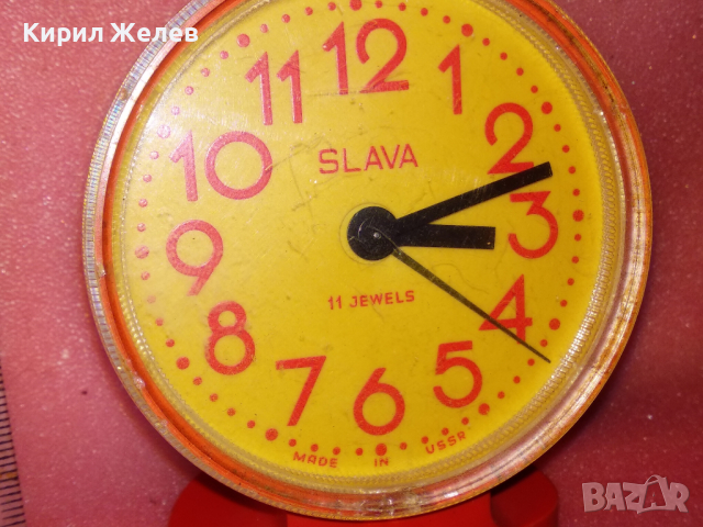 SLAVA MADE in USSR Стар КОЛЕКЦИОНЕРСКИ РУСКИ БУДИЛНИК МЕХАНИЧЕН НАСТОЛЕН ЧАСОВНИК СЛАВА СССР 31919, снимка 6 - Антикварни и старинни предмети - 44534357