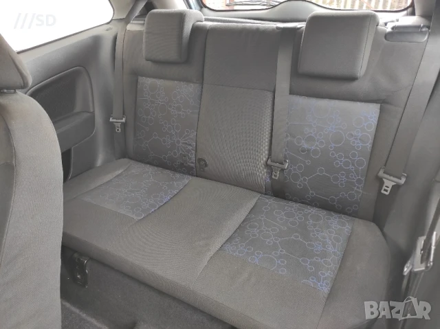 FORD FIESTA /// BENZIN / EURO 4 🇮🇹, снимка 7 - Автомобили и джипове - 48212404