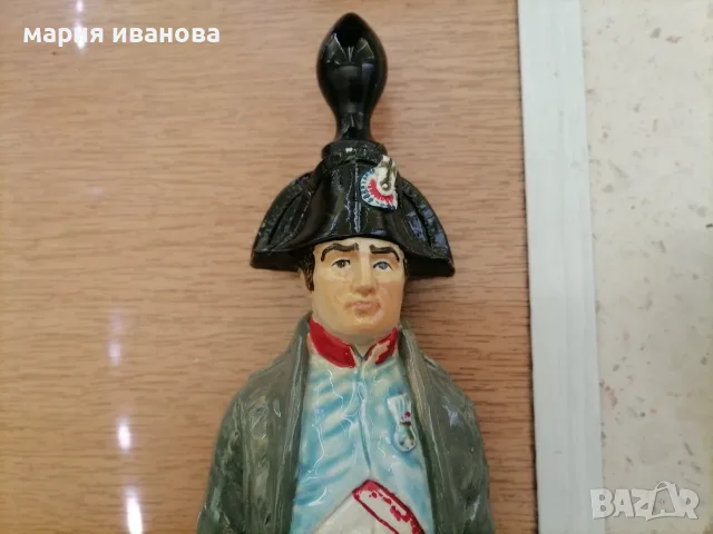 старо шише порцелан фигура на Наполеон, снимка 5 - Антикварни и старинни предмети - 55847349