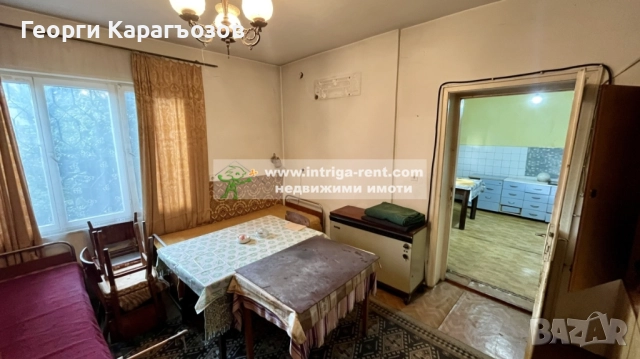 №4021 Етаж от къща с двор и паркомясто в квартал Училищни, Хасково., снимка 10 - Етаж от къща - 52208010