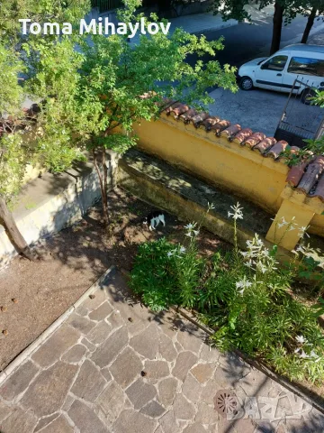 Продавам двуетажна къща в кв. Овчарски, снимка 7 - Къщи - 56131385