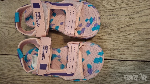 Детски сандали размер 31.5, снимка 6 - Детски сандали и чехли - 50888435