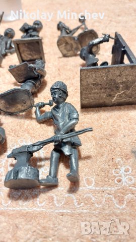 Колекция калаени фигури" Стари занаяти ", снимка 15 - Колекции - 41860623