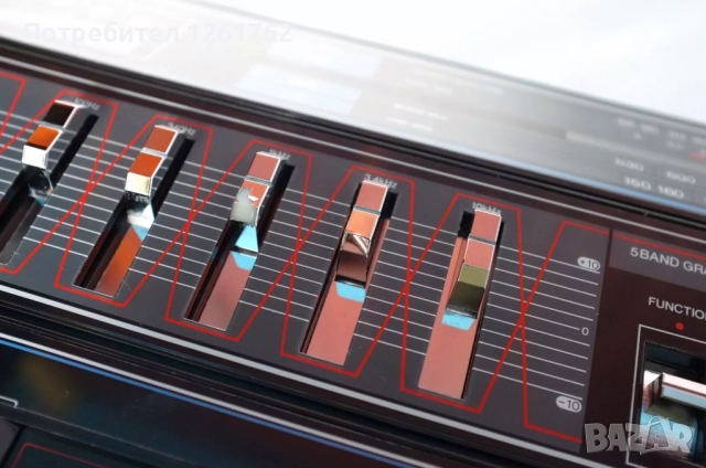 Unisef SZ-5000SL (Crown SZ-5100), снимка 12 - Радиокасетофони, транзистори - 51938643