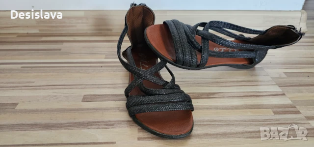 Черни сандали, снимка 2 - Детски сандали и чехли - 50665206