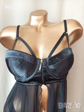 75 С Черна нощница със сатенена бриджитка с чокър