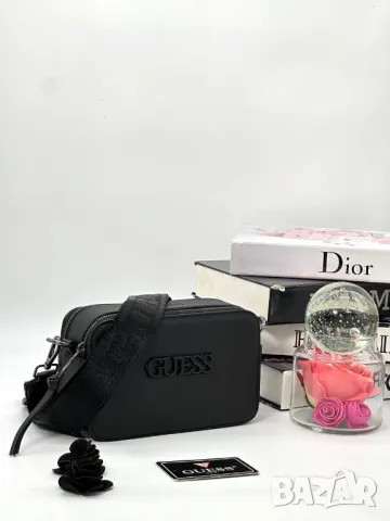 Дамска черна чанта Guess - Налични различни модели Код D972, снимка 7 - Чанти - 47319274