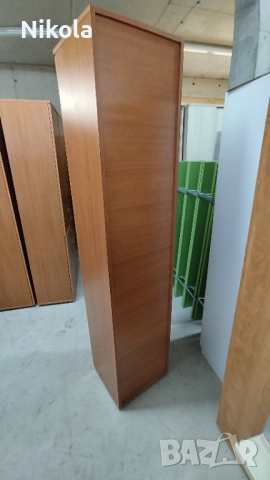 Еднокрил гардероб с рафтове на две нива със заключване - Офис шкафове 54/200/40, снимка 13 - Гардероби - 51843477